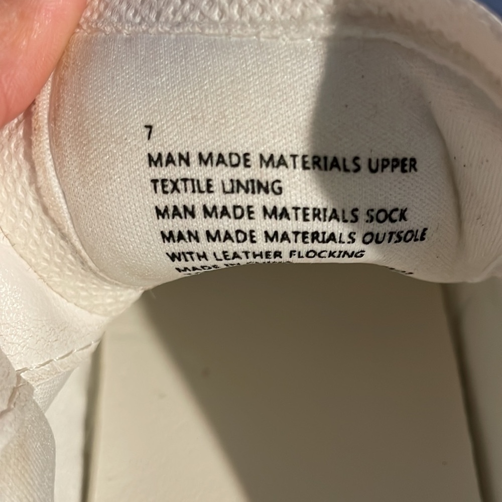 a new day white sneakers - Picture 3 of 5